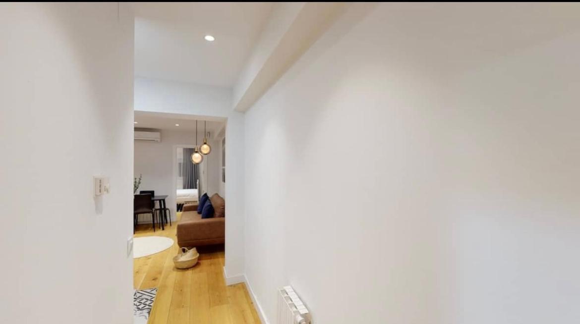 Edsam Brown Madrid Apartment Exterior photo