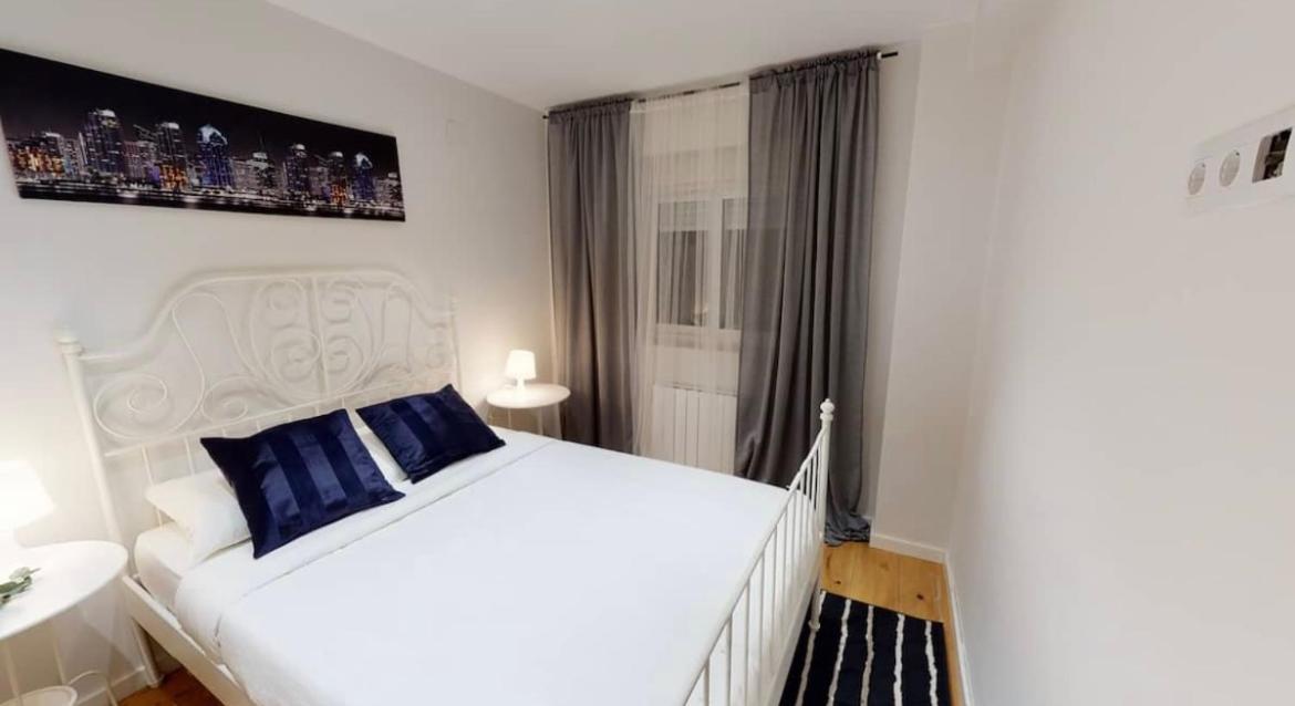 Edsam Brown Madrid Apartment Exterior photo