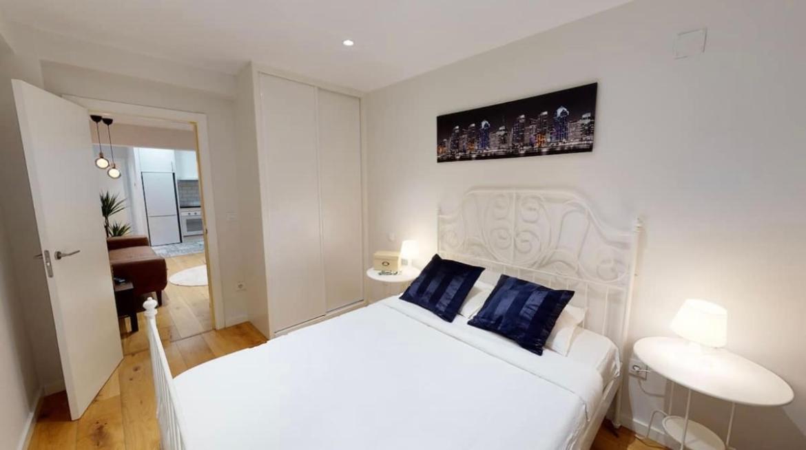 Edsam Brown Madrid Apartment Exterior photo