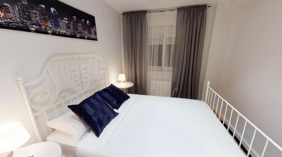 Edsam Brown Madrid Apartment Exterior photo