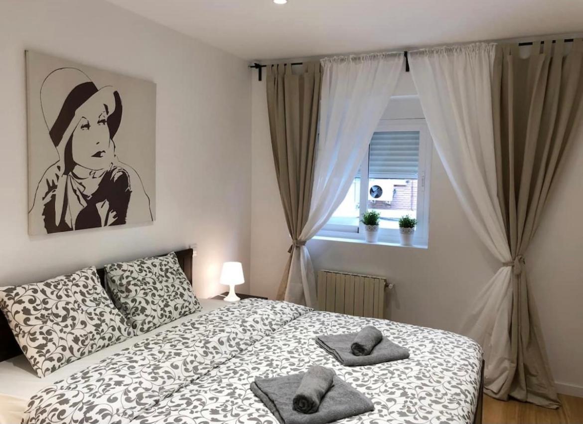 Edsam Brown Madrid Apartment Exterior photo